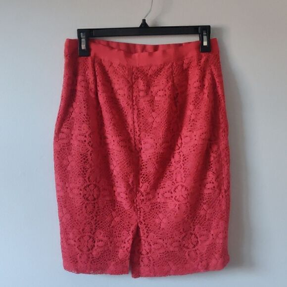 The Limited Lace Overlay Pencil Skirt, Size 4 - Picture 2 of 5
